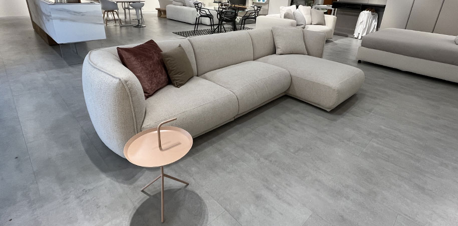 Divano-Vela-Piping-Saba-Italia-expo-outlet-Moro-3