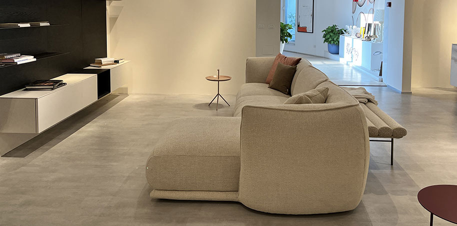 Divano-Vela-Piping-Saba-Italia-expo-outlet-Moro-5